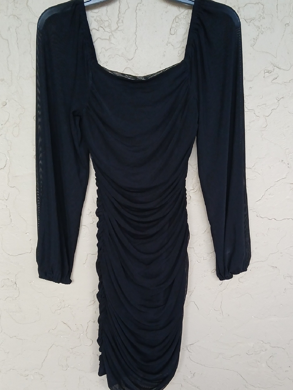 SHEIN Black Ruched Long-Sleeve Bodycon Dress